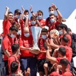 El Sevilla, en su llegada a la capital hispalense