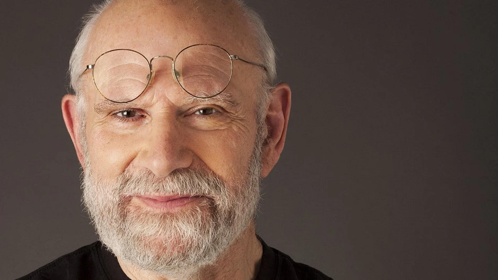 El hombre que confundió a su mujer con un sombrero, Oliver Sacks 