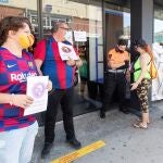 Protestas contra el presidente Bartomeu por la incertidumbre de si Messi seguía o no en el Barcelona