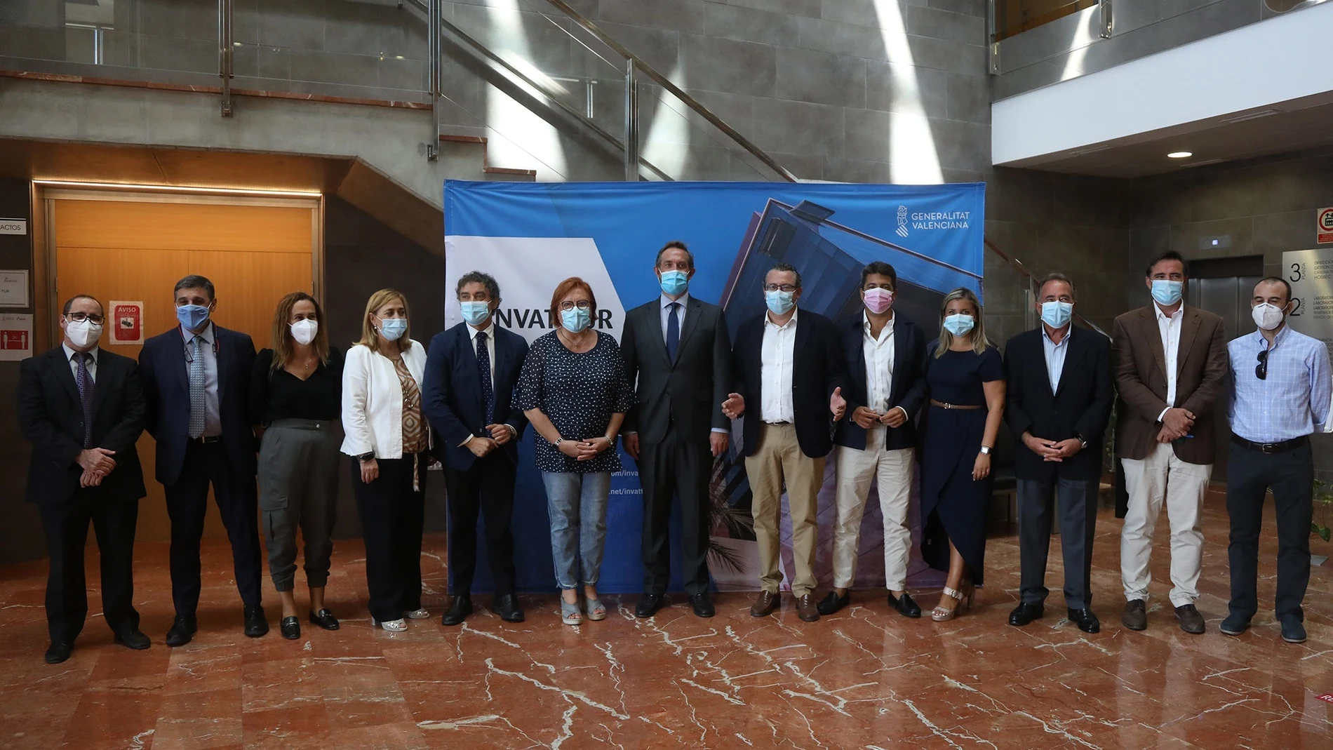 Alicante.- Mazón reclama al Gobierno un plan "inmediato" de ayudas al turismo