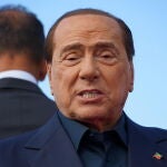 El líder de Forza Italia, de 83 años, “es asintomático y está en aislamiento domiciliario”