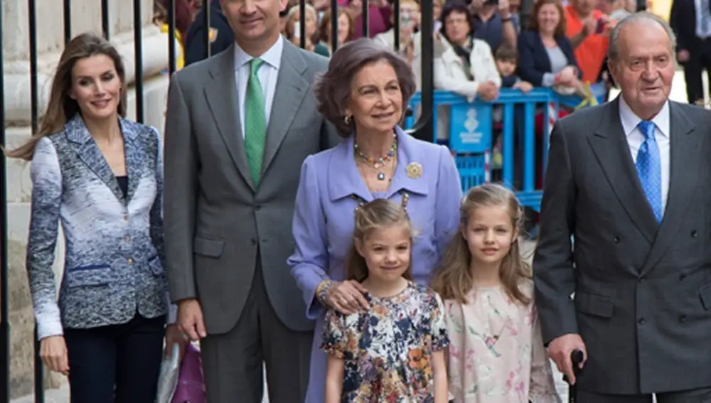 La Familia Real, junto a los Reyes EméritosEUROPA PRESS (Foto de ARCHIVO)03/06/2014
