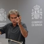 El director del Centro de Coordinación de Alertas y Emergencias Sanitarias, Fernando Simón, comparece en rueda de prensa para dar cuenta de los últimos datos de la pandemia de coronavirus en España.