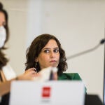 Ayuso tiene que negociar y presentar los próximos Presupuestos del Gobierno de coalición para el ejercicio 2021