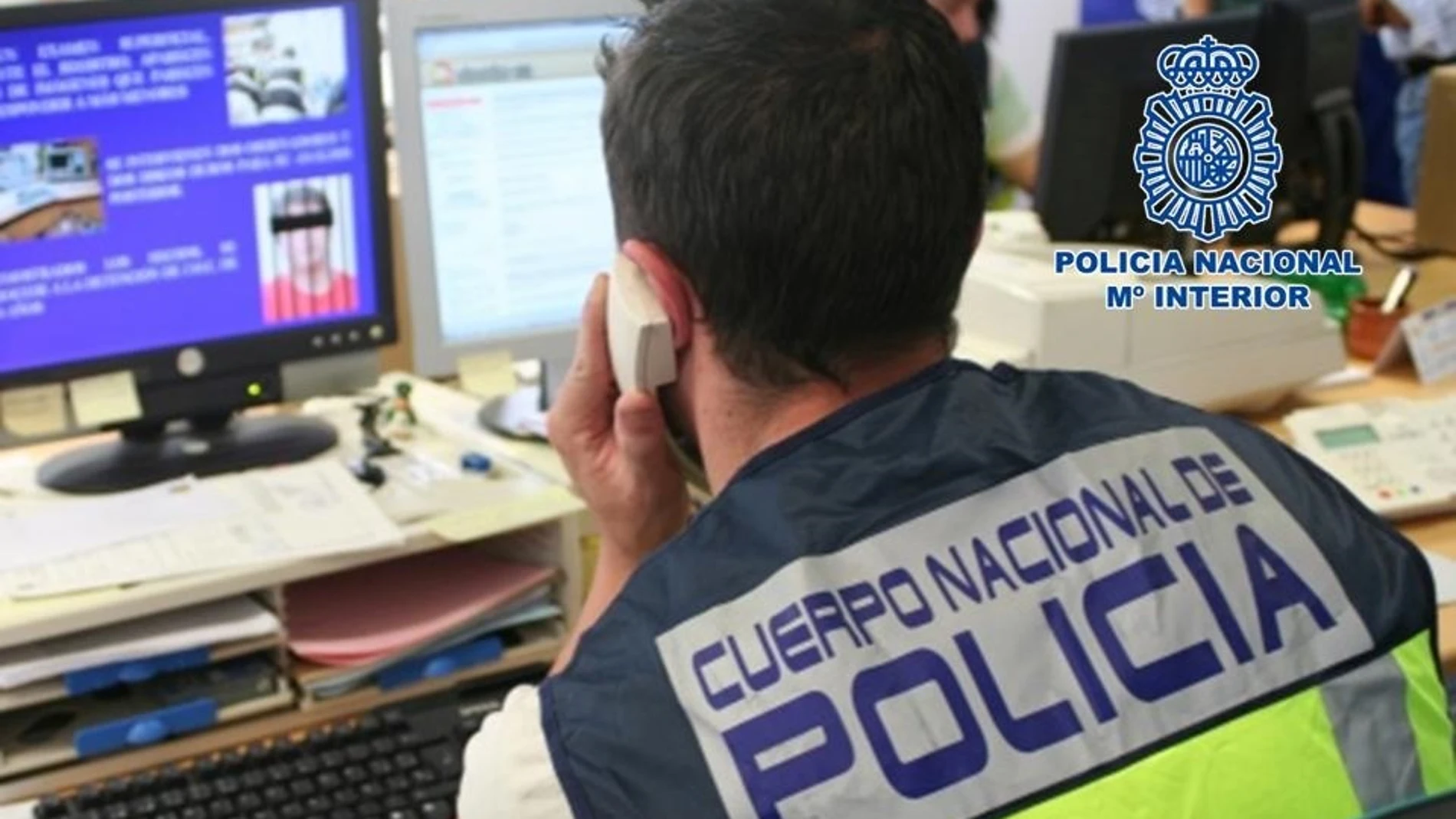 Sucesos.-Detenidos tres falsos sicarios en Granada y Marbella acusados de extorsionar a usuarios de una web de contactos