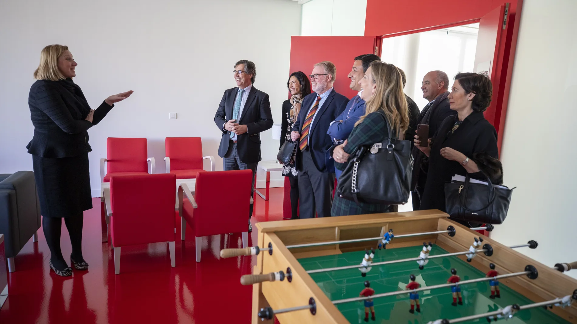 La consejera de Familia e Igualdad de Oportunidades, Isabel Blanco, visita las nuevas instalaciones de la Residencia Juvenil Arturo Duperier, en Ávila, antes del Estado de Alarma
