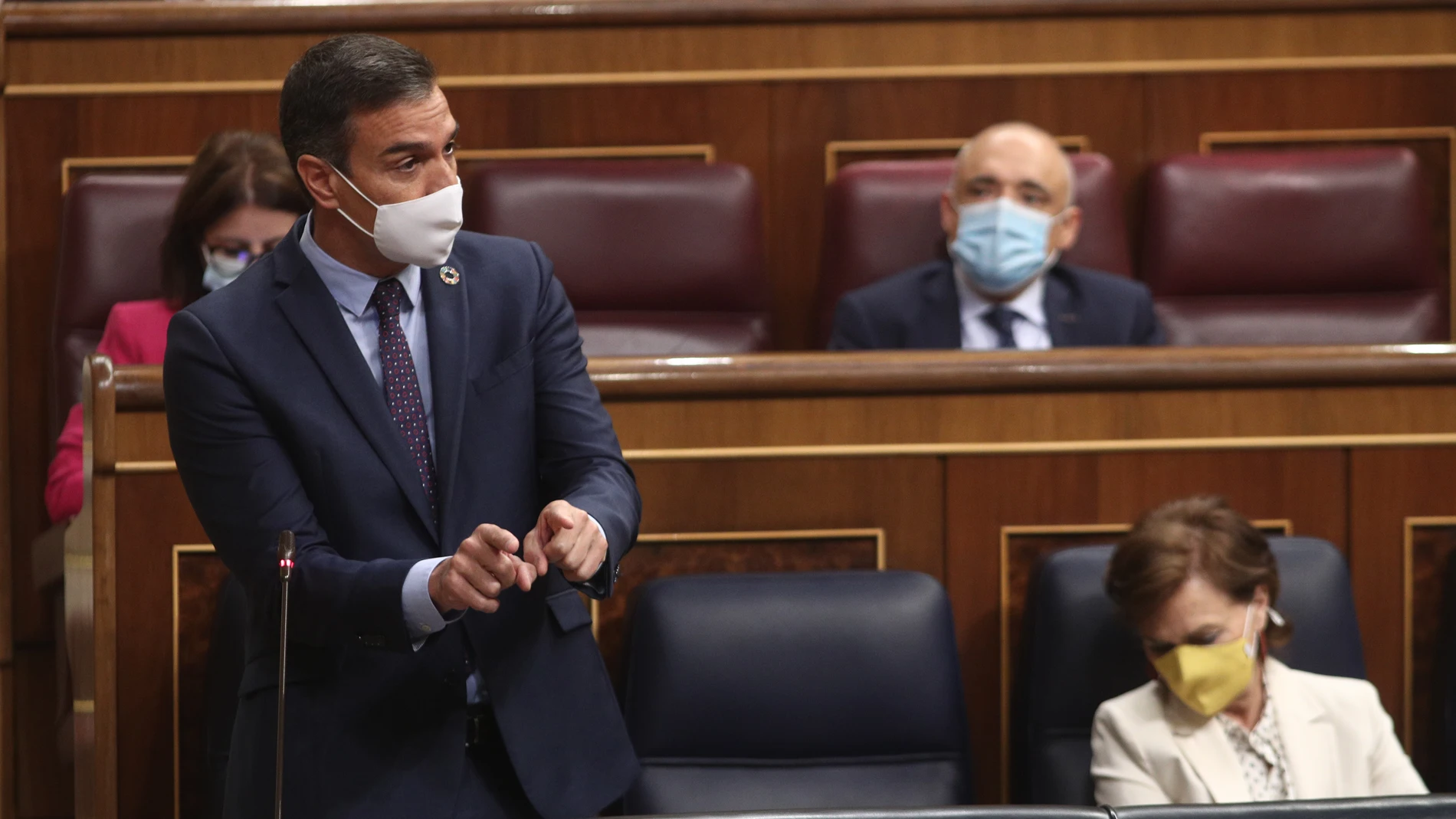 El presidente del Gobierno, Pedro Sánchez, interviene durante la primera sesión de control al Gobierno en el Congreso