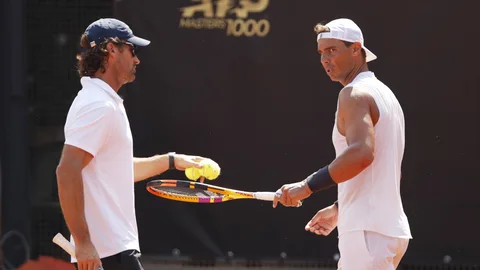 Moyá y Nadal en un entrenamiento de Rafa en el Masters 1.000 de Roma