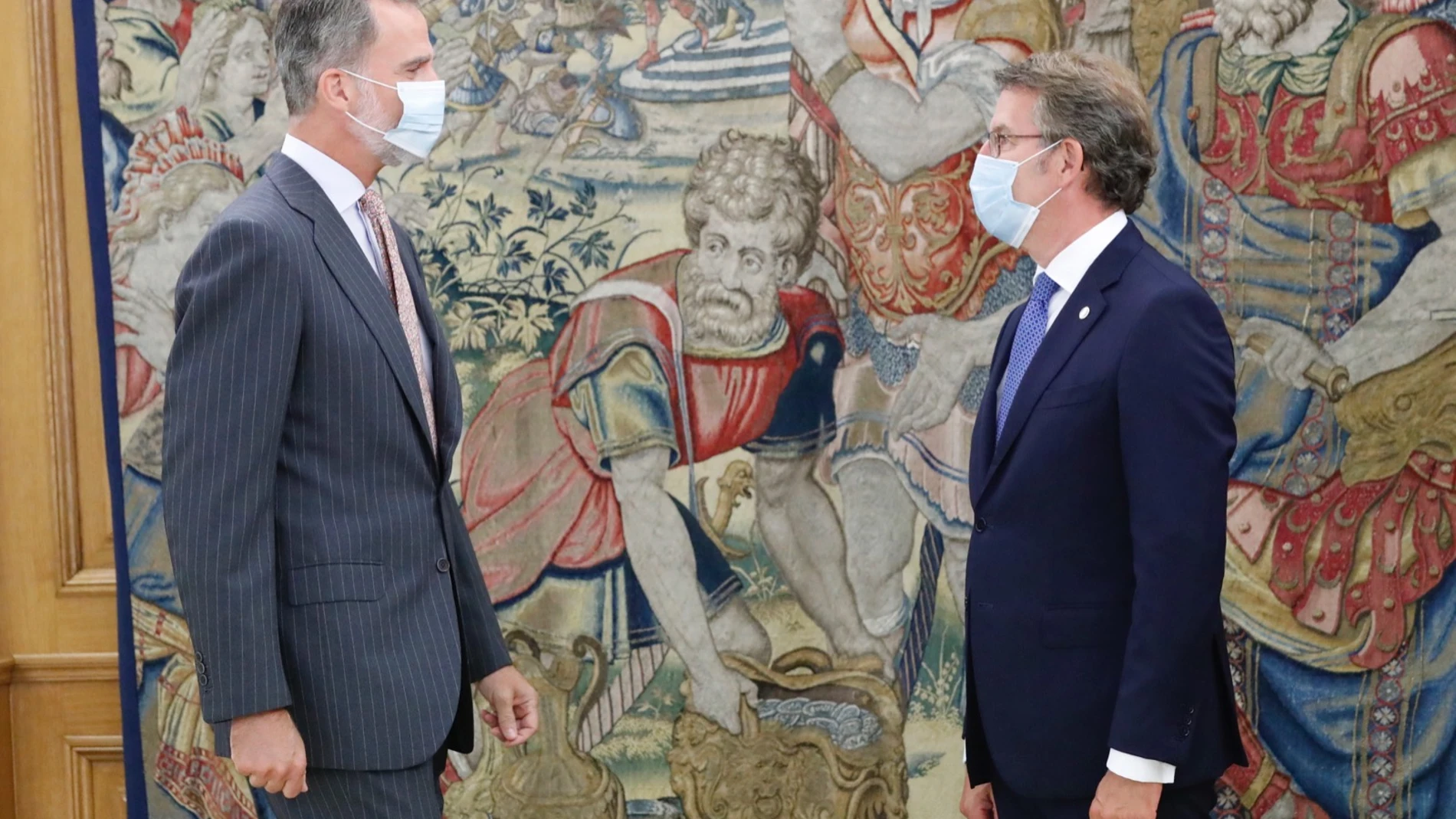 El Rey Felipe VI recibe en audiencia al presidente de Galicia, Alberto Núñez Feijóo, en Zaruzela