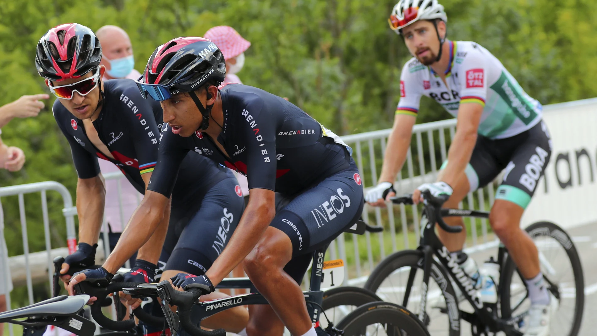 Egan Bernal sufrió durante la etapa