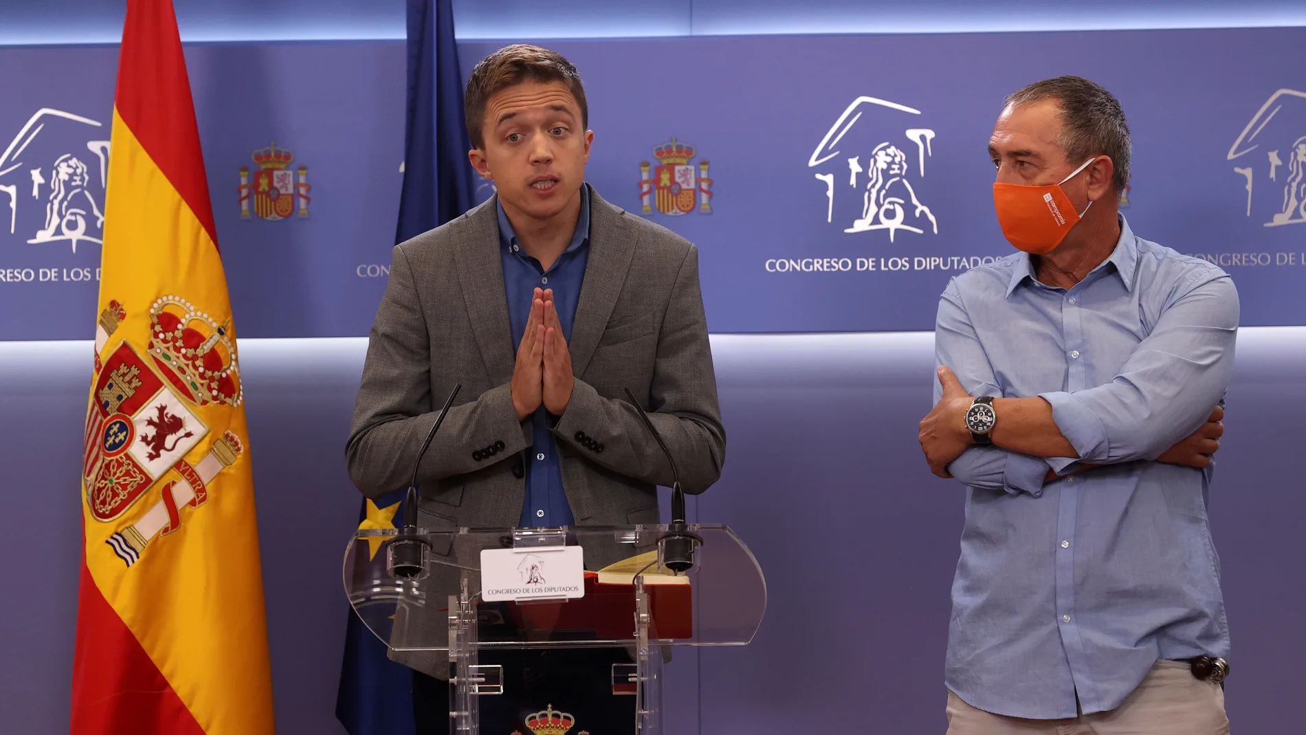 GRAF5673. MADRID, 16/09/2020.- El diputado de Compromís, Joan Baldoví (d), y el diputado de Más País, Íñigo Errejón (i), durante la rueda de prensa ofrecida tras la sesión de control al Gobierno en el Congreso de los Diputados, este miércoles en Madrid. EFE/Juanjo Martín POOL