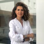 La oftalmóloga del Hospital Quirónsalud Infanta Luisa que ha realizado la operación, Amparo Toro