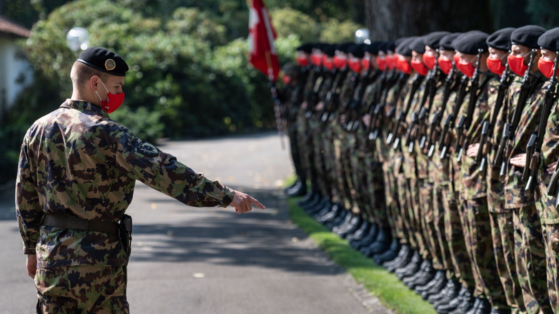 Vestimenta de militar discount mujer