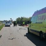 El motorista resultó muerto al volcar la moto y salirse de la vía. Imagen de archivo