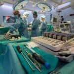 El Hospital Clínic de Barcelona realiza la primera operación de prótesis de cadera sin necesidad de hospitalización tras la intervención en España. HOSPITAL CLINIC BARCELONA / FRAN18/09/2020