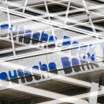 Logo de Deutsche Bank en Berlín, uno de los grandes bancos acusados de blanqueo