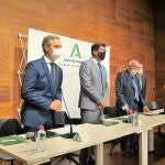 Firma del acuerdo entre la Junta y la Caja Rural de Jaén