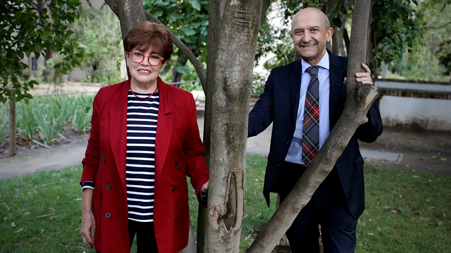 Miguel Ángel Martínez González y Marisol Guisasola, autores del libro ¿Qué comes?