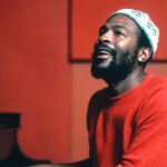 El artista Marvin Gaye publicó "What's Going On"