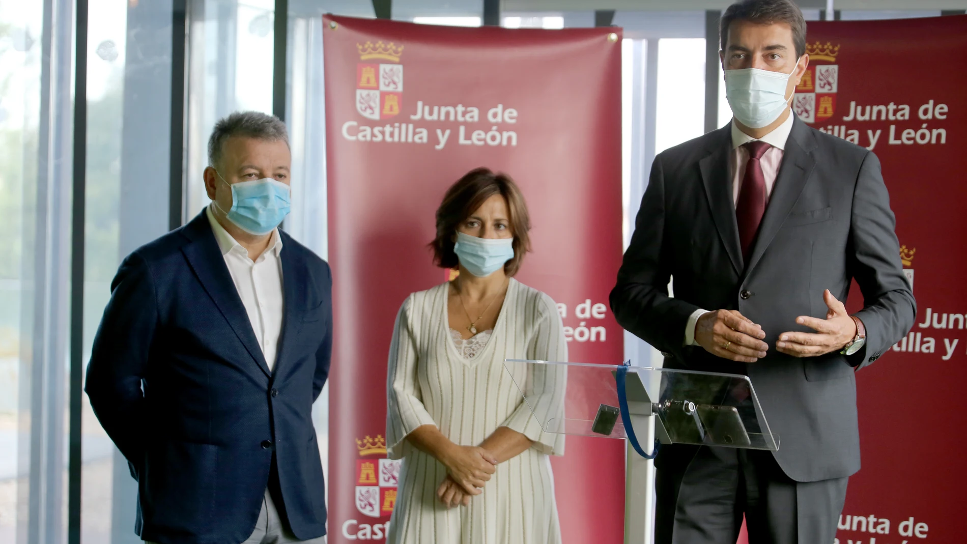 El consejero de la Presidencia, Ángel Ibáñez, inaugura la 'Jornada de Directivos Públicos Profesionales' organizada por la Escuela de Administración Pública de Castilla y León, ECLAP, e informa sobre las nuevas convocatorias de procesos selectivos