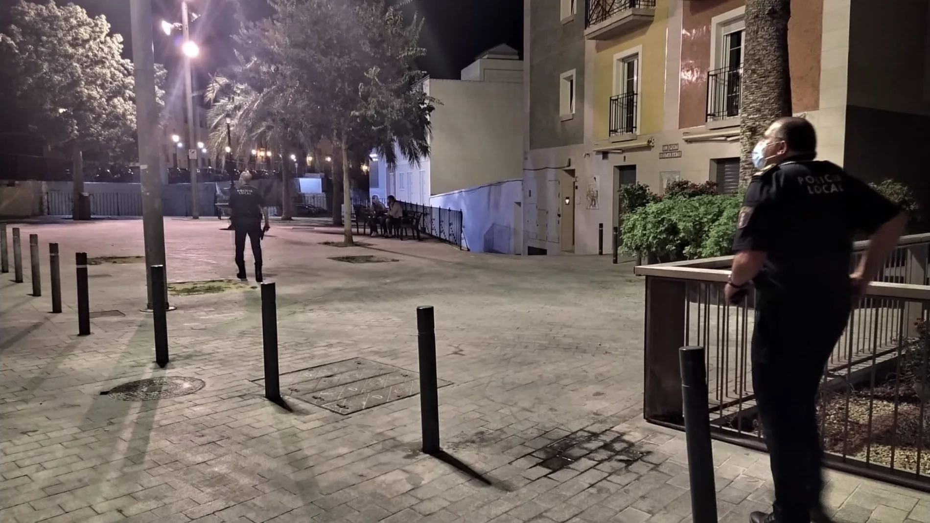 La Policía Local de Alicante intervino en 14 fiestas en domicilios particulares anoche