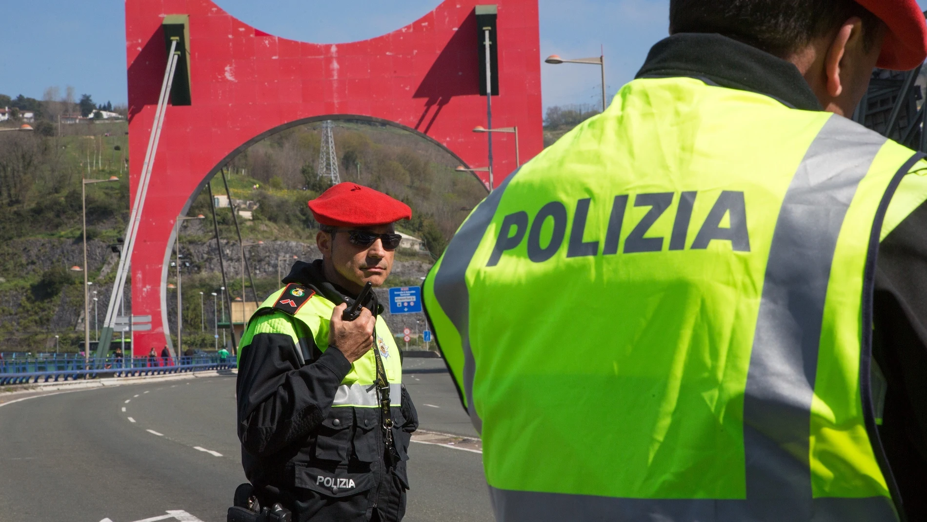Policías municipales en Bilbao