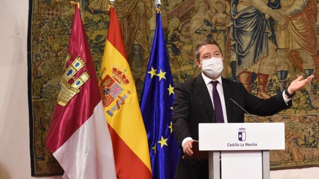 El presidente de Castilla-La Mancha, Emiliano García-Page, en un acto en el palacio de Fuensalida