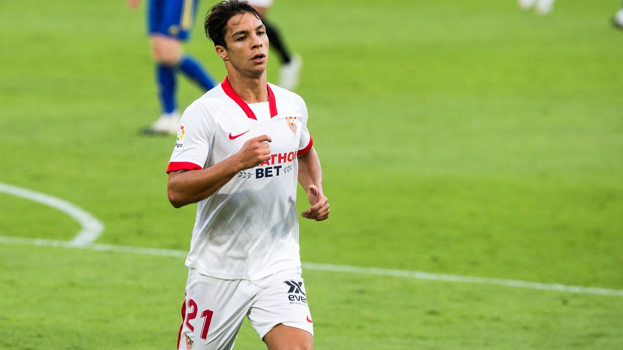 A team appears willing to take Óliver Torres from Sevilla timenews