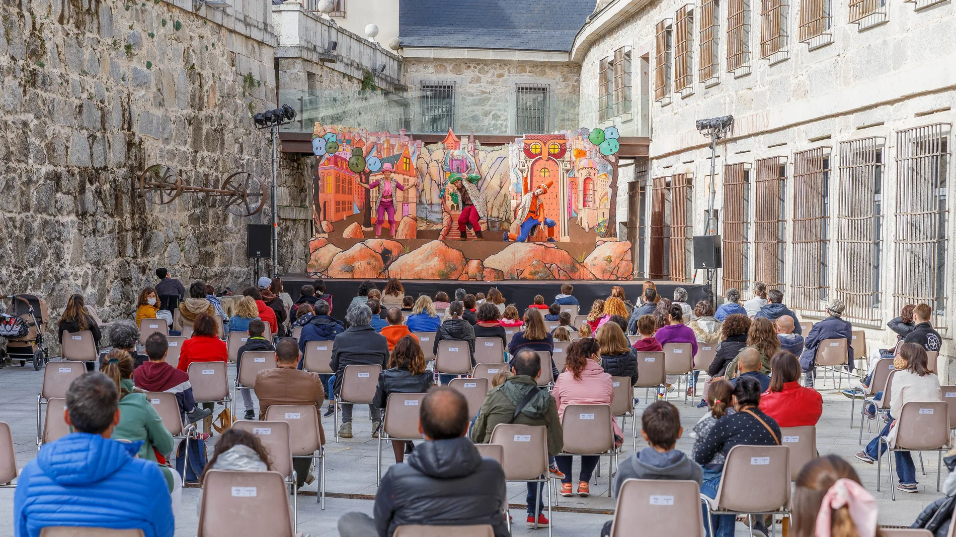El Teatro Mutis, trae a Titirimundi 'Las aventuras de la intrépida Valentina', en La Casa de la Moneda de Segovia
