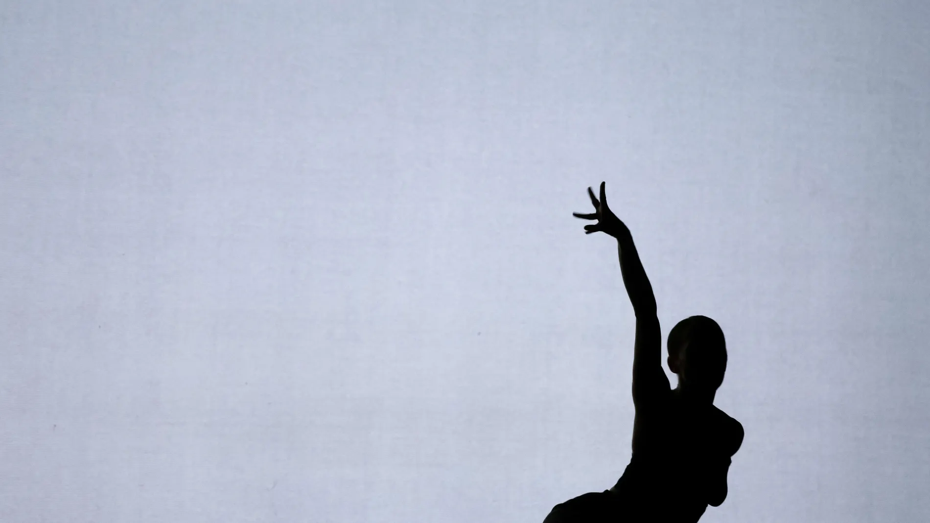Imagen de archivo de la la bailaora Ana Morales durante su espectáculo “En la Cuerda Floja”, celebrado en el Teatro Central de Sevilla, incluido en la XXI Bienal de Flamenco que se celebró en el mes de septiembre de 2020 en la capital andaluza