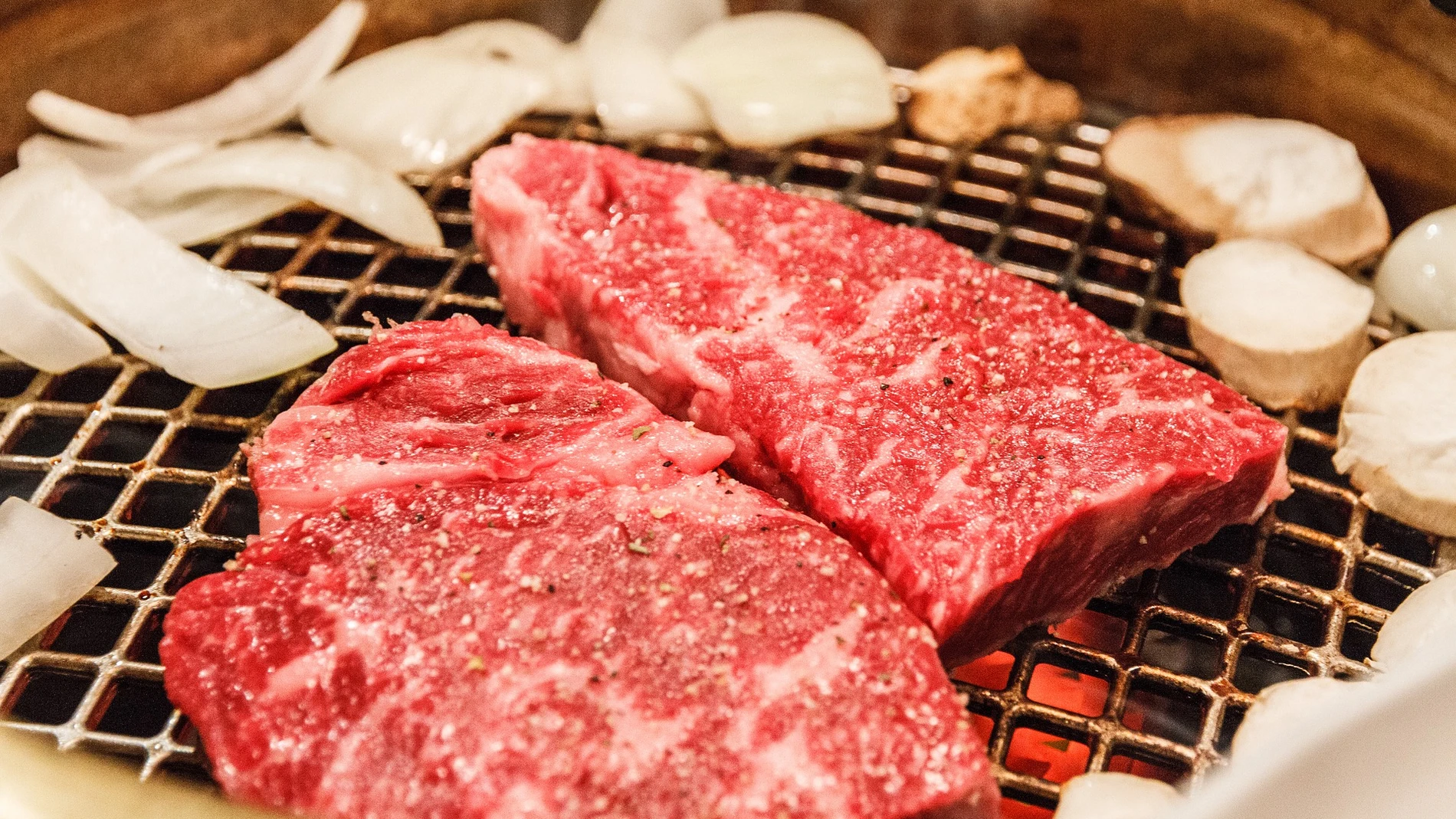 La carne de Kobe no necesita de adornos para potenciar su sabor exquisito.