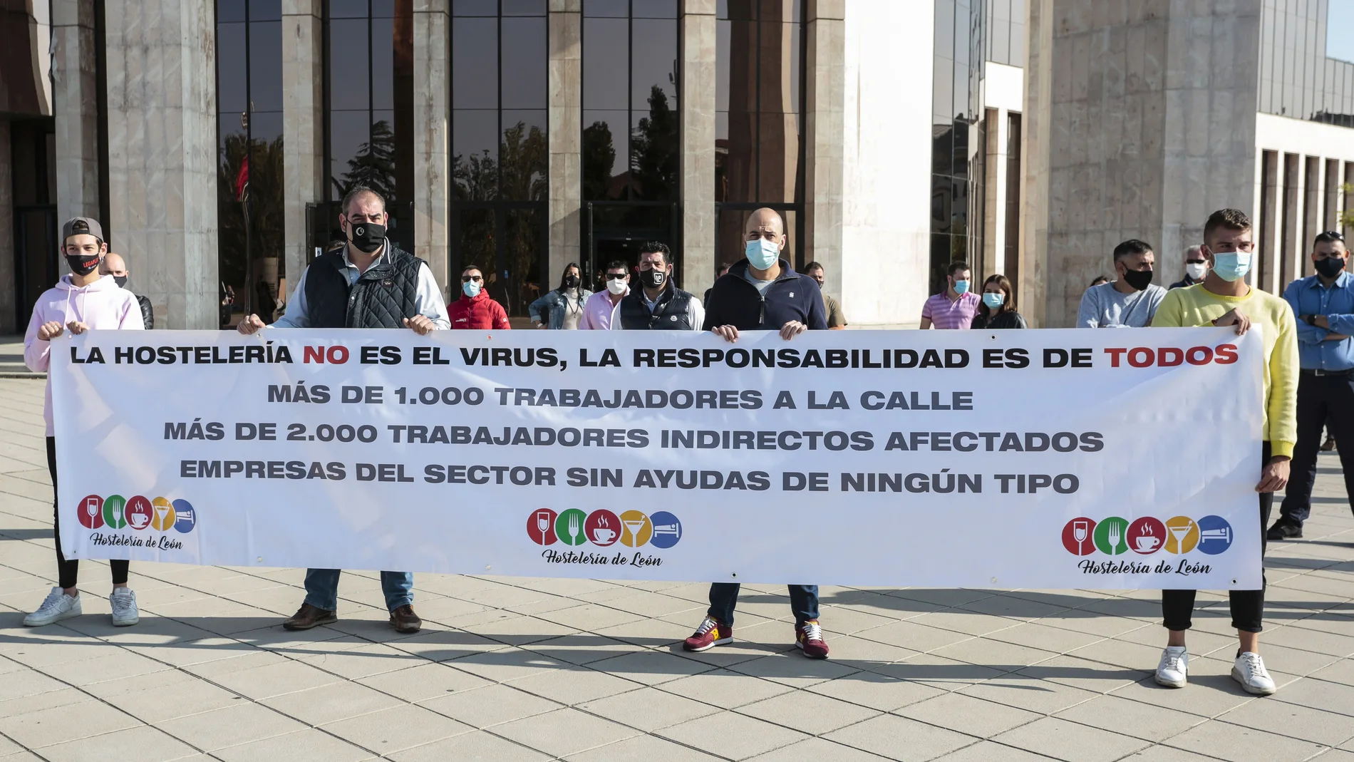 La Asociación de Hostelería de León organiza una caravana para reclamar al Gobierno que incluya en la prórroga de los ERTEs al sector