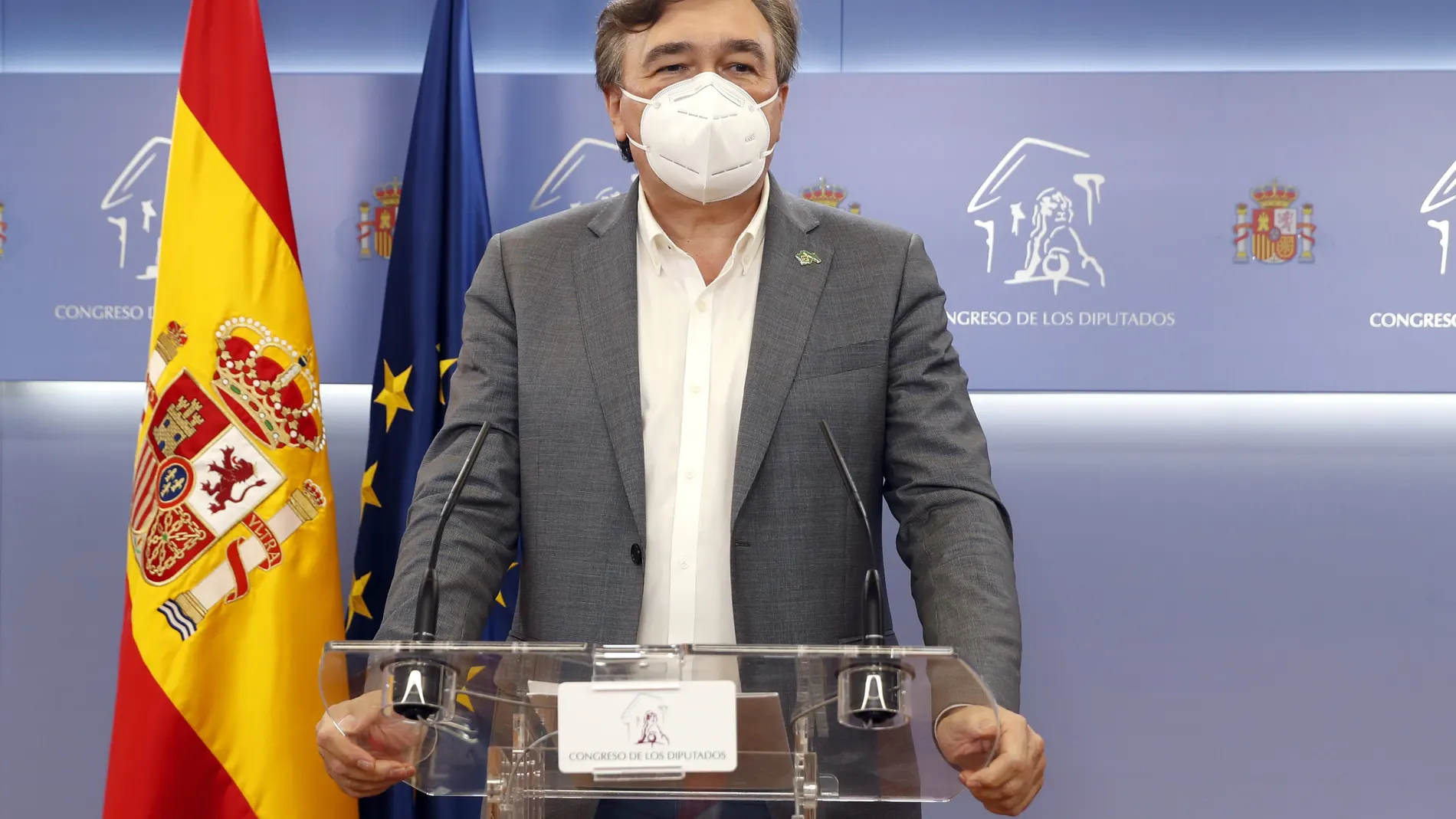 MADRID, 01/10/2020.- El diputado de Teruel Existe Tomás Guitarte, durante la rueda de prensa que ofreció este jueves en el Congreso. EFE/J.J. Guillen
