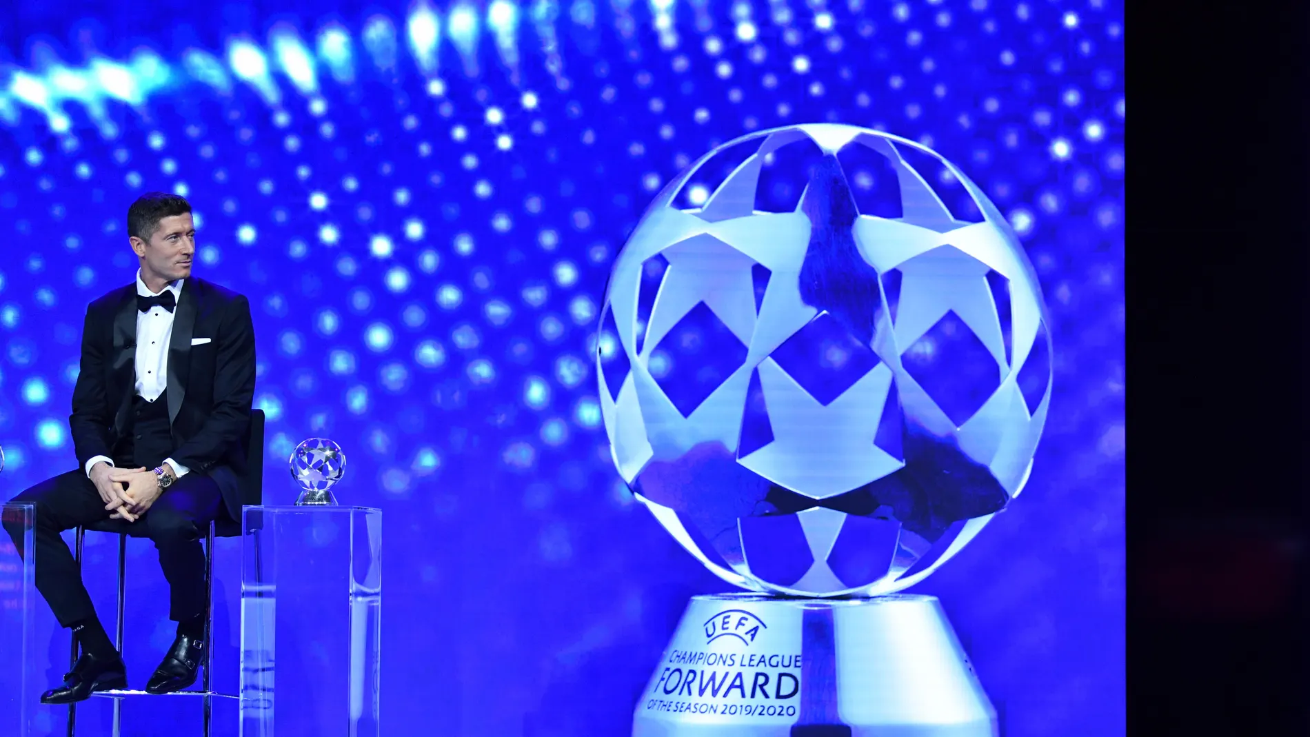 Lewandowski fue nombrado el mejor jugador para la UEFA el pasado curso