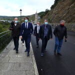 El consejero de Fomento y Medio Ambiente, Juan Carlos Suárez-Quiñones, visita la carretera LE-142