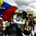 Manifestaciones contra el régimen de Maduro en Valencia, Venezuela. "Sin agua, sin gas, sin libertad"
