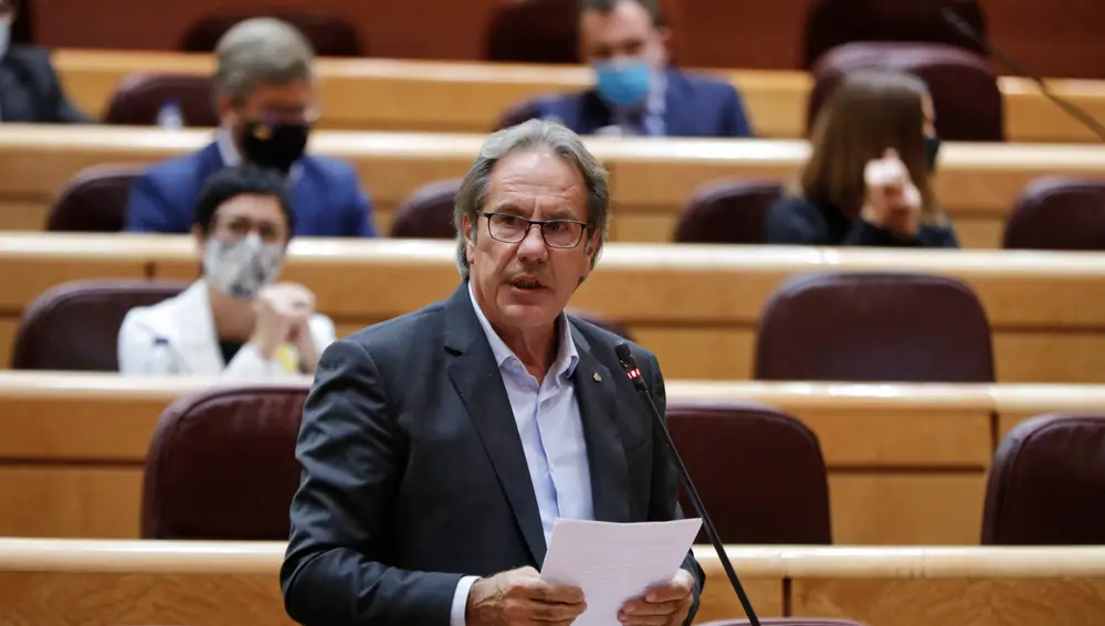 El senador de ERC Miquel Caminal i Cerdà, interviene durante una sesión de control al Gobierno en la Cámara Alta, en Madrid (España), a 6 de octubre de 2020. Durante el pleno, el Gobierno contesta a cuestiones relacionadas con la labor del Rey, la situación del sector turístico generada por la pandemia, la venta de la fábrica de Alcoa en San Cibrao, la PAC o la estrategia sanitaria seguida por el Ejecutivo ante la segunda ola de contagios por el COVID-19.06 OCTUBRE 2020 POLÍTICAEUROPA PRESS/J. Hellín. POOL06/10/2020