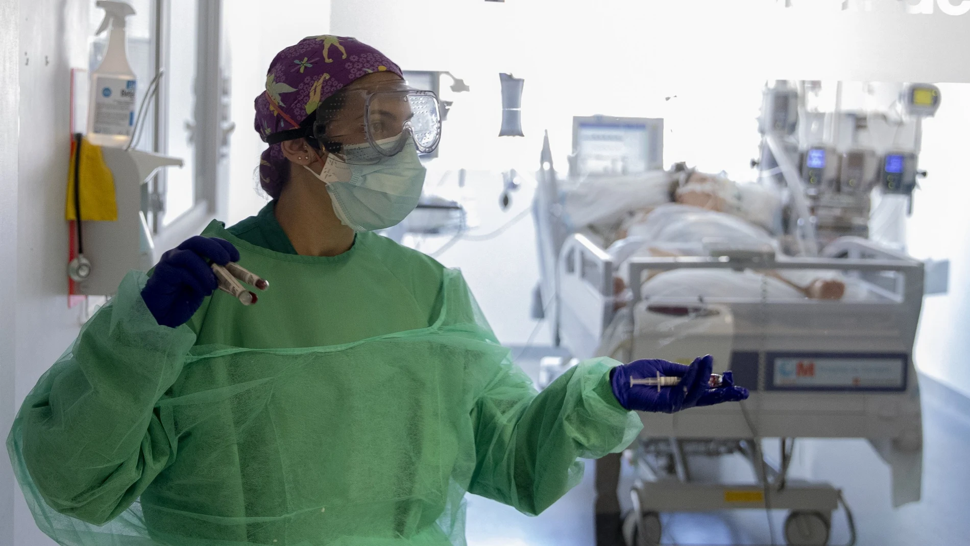 Unidad de Cuidados Intensivos en el Hospital Universitario de Torrejón de Ardoz