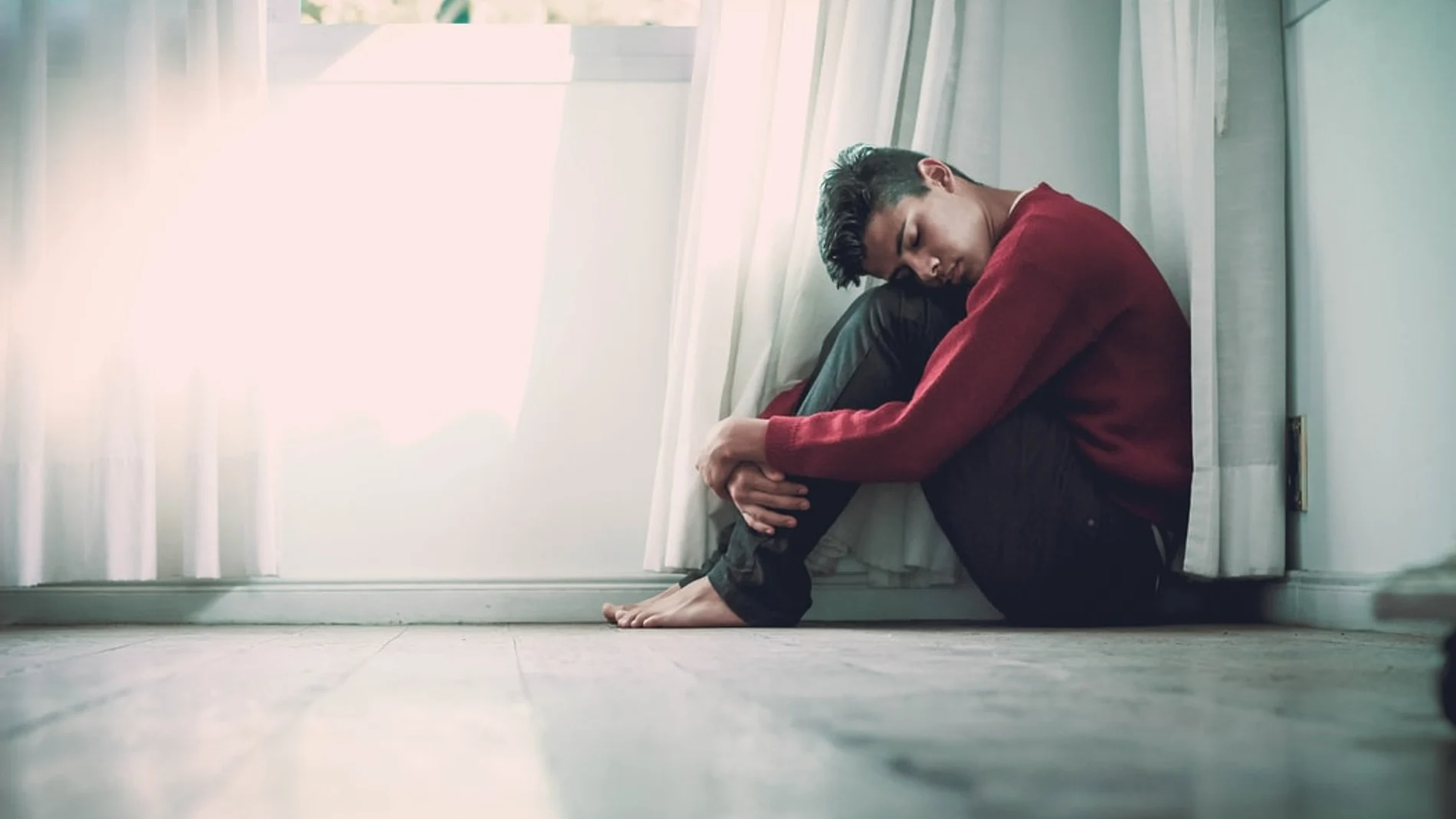 No tener Salud era culpa nuestra por no invertir lo suficiente en ella, o era culpa del entorno que nos la había robado. Y empezamos a hacer negocio con la Salud o política con la Salud.