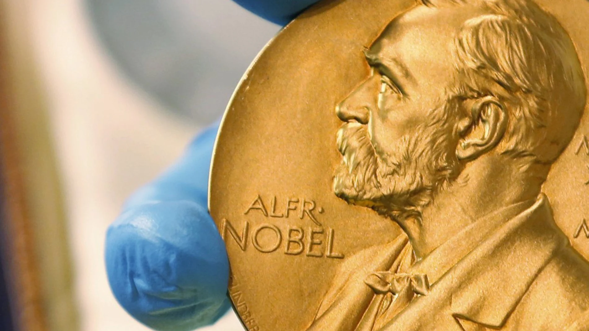 Imagen de una de las medallas de oro del Premio Nobel de la Paz