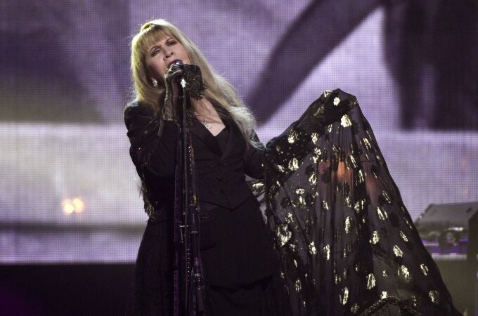Stevie Nicks, en su actuación en la fiesta de admisión en el Rock'n'Roll Hall of Fame, en 2019. Evan Agostini/Invision/AP