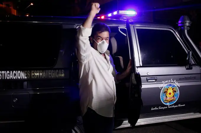 La mano derecha de Guaidó llega a México tras un viaje fallido a España