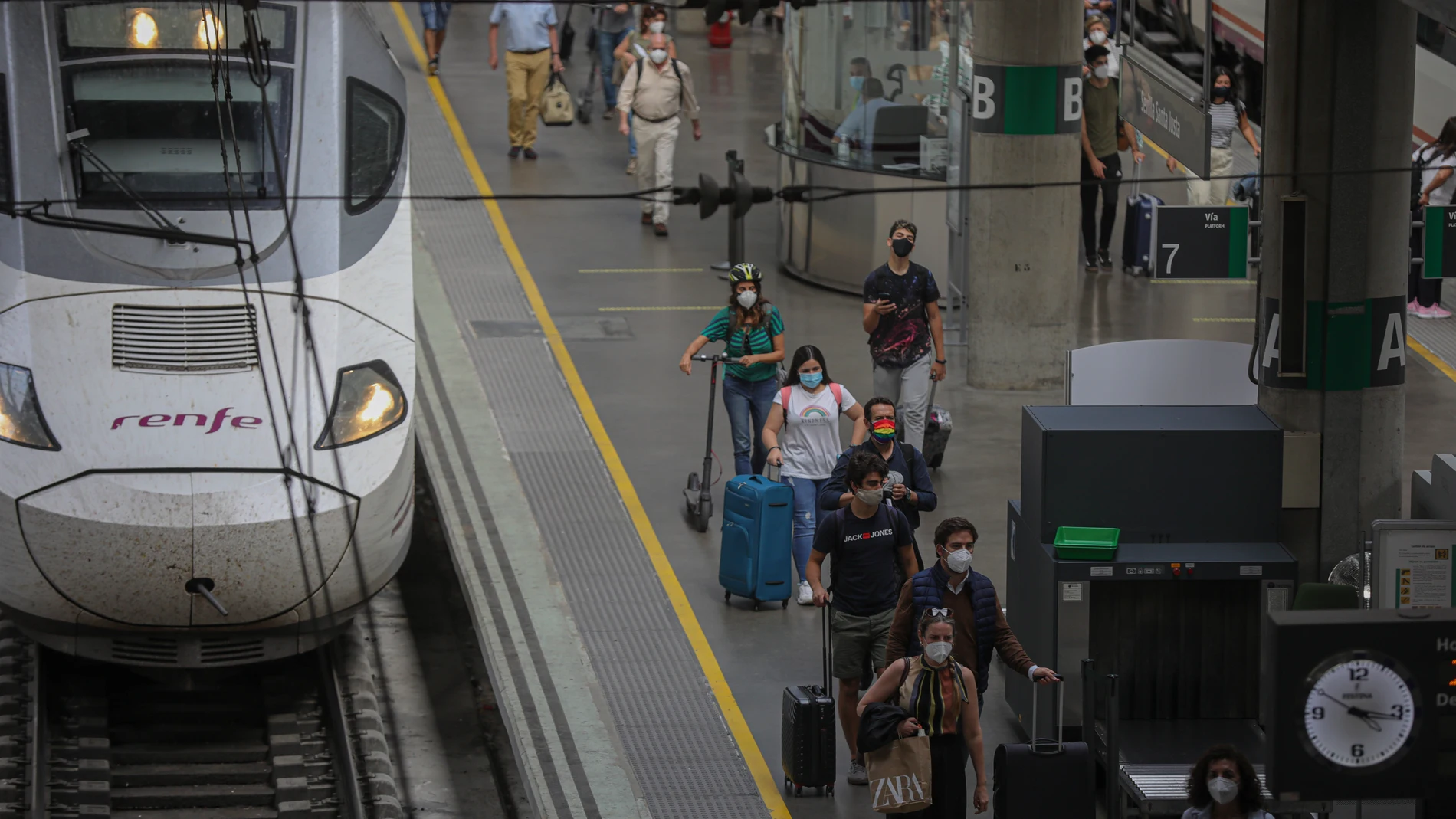 Llegada de un tren Alvia procedente de Zamora a Madrid antes de la pandemia