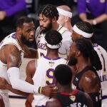 Los Angeles Lakers liderados por LeBron James se proclamaron campeones de la NBA