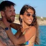 Antonela Rocuzzo y Leo Messi, durante unas vacaciones.