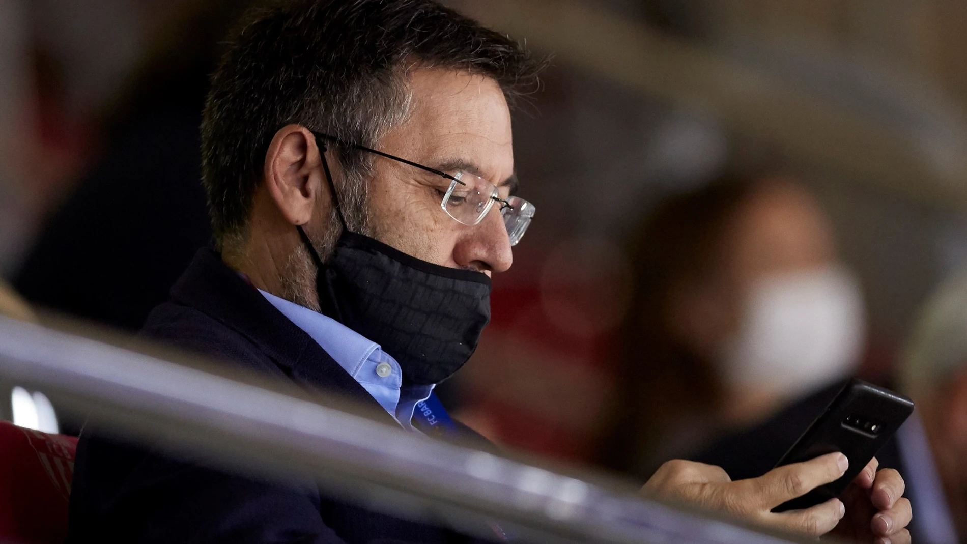 Bartomeu y el Barcelona han protestado por los fichajes