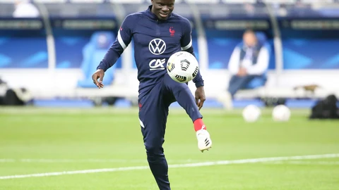 Kanté, centrocampista de Fracia y entre los favoritos para ganar el Balón de Oro