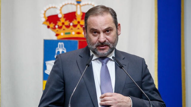 El ministro de Transportes, Movilidad y Agenda Urbana, José Luis Ábalos