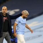 Sergio Aguero y Guardiola, en el partido Manchester City-Arsenal