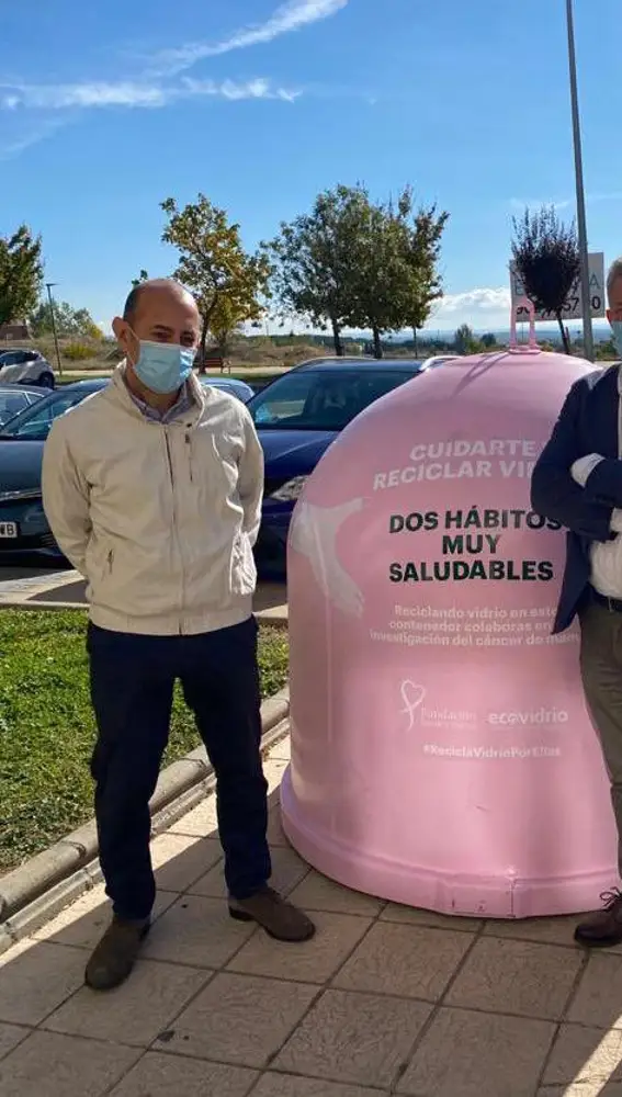 Arroyo de la Encomienda se suma a ala campaña &quot;recicla por ellas&quot; en favor de la investigación contra el cáncer de mama
